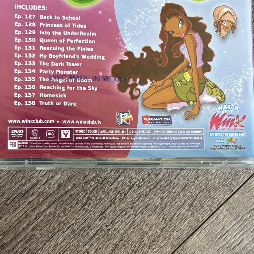 Winx Club - Season 2, Vol. 1 - Layla & The Pixies DVD set - Picture 3 of 4